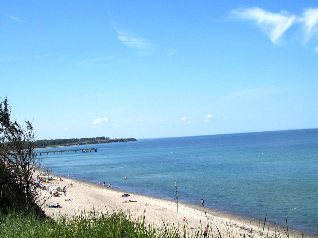 Ferienwohnung Mit Ostseeblick In Рерік Екстер'єр фото